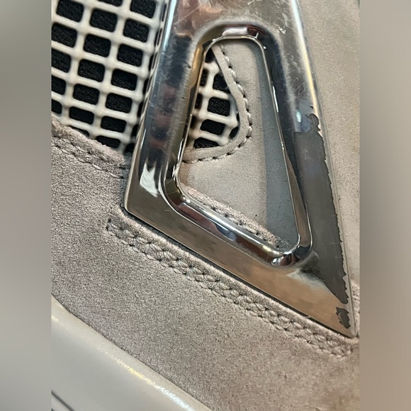 AIR JORDAN Women’s 4 Retro “Frozen Moments” - Picture 9 of 12